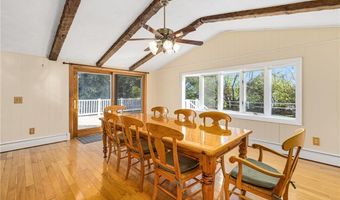 28 Hybrid Dr, Cranston, RI 02920