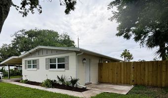 935 SAILFISH Dr E, Atlantic Beach, FL 32233