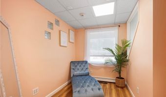 15 Thomas St, North Providence, RI 02911