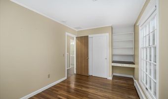 11 Strawberry Hill Rd, Bedford, NH 03110