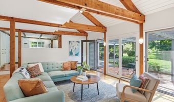 313 Berlin Rd, Bolton, MA 01740