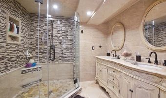 10 Clearmont Ave, Staten Island, NY 10309