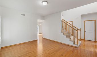 3022 Beckley St, Ames, IA 50010