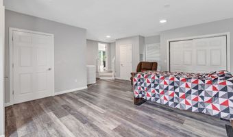 75 Brookside Pl, Cheshire, CT 06410