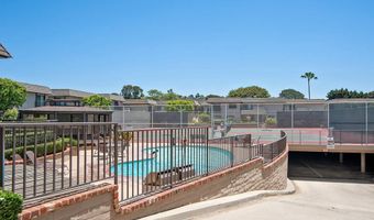 873 Beachfront Drive B, Solana Beach, CA 92075