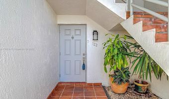 3552 Magellan Cir 122, Aventura, FL 33180