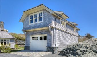 294 Ocean Ave, Newport, RI 02840