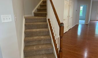 44322 MCHENRY Sq, Ashburn, VA 20147