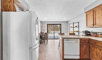 1424 W WEILAND Ln, Appleton, WI 54914