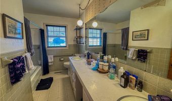 195 Claybon Dr, Advance, NC 27006