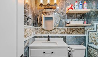 102 Battery Ln 102, Beaufort, SC 29902