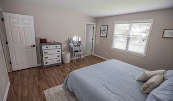 114 Greystone Dr, Beaver, WV 25813