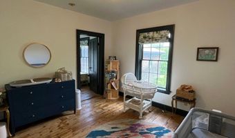 382 S Main St, Alburgh, VT 05440