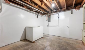 1110 Van Buskirk Rd, Anderson, IN 46011