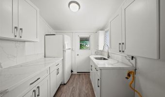 2963 Koali Rd D, Honolulu, HI 96826