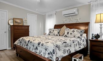 220 Albacore Rd, Bonneau, SC 29431