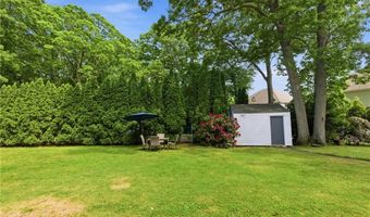 1414 New London Ave, Cranston, RI 02920