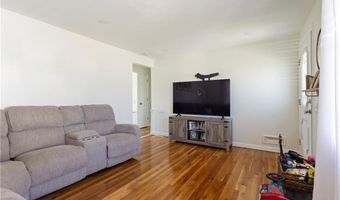 141 Woodward Ave, East Providence, RI 02914