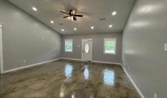 90 Gainer Ferry Rd, Batesville, AR 72501