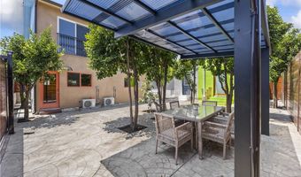 17660 Martha St, Encino, CA 91316