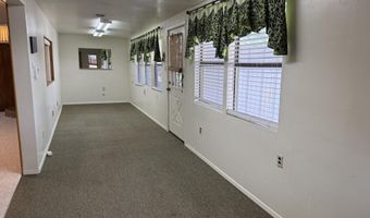 1802 W Clayton Ave, Artesia, NM 88210