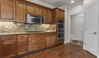 2004 Claudette Ct, Biloxi, MS 39531
