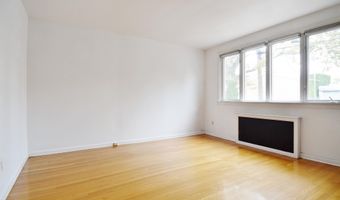 19 W 32ND St 1, Bayonne, NJ 07002
