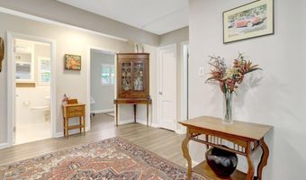 6616 BRADDOCK, Annandale, VA 22003