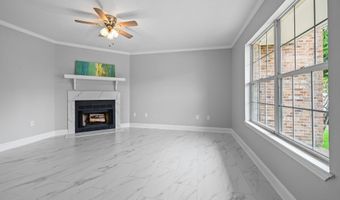 4625 Parkoaks Dr #65, Baton Rouge, LA 70816