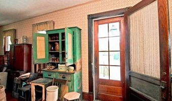 192 Clay St, Alderson, WV 24910