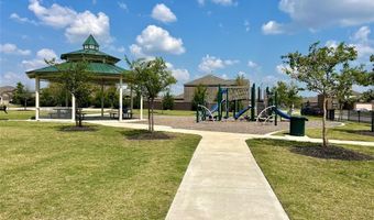 421 Harbor Oaks Dr, Anna, TX 75409