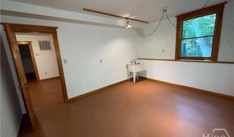345 Three Oaks Dr, Athens, GA 30607