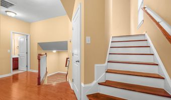 892 Queen City Cres, Apex, NC 27523