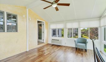 65 ANGELA Ln, York, PA 17402