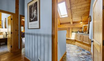 140 Breezy Pointe Ln, Leesville, SC 29070
