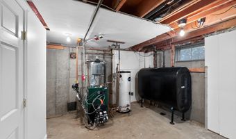 19 Tilton Ln, Andover, MA 01810