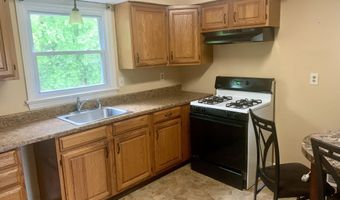 97 Vine St, Bayville, NJ 08721