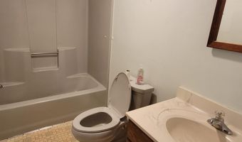 506 Forest Brook Dr, Absecon, NJ 08205