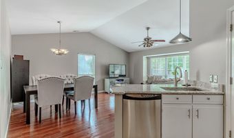1332 Highland Oaks Dr D, Ballwin, MO 63021