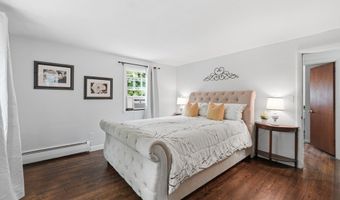 7 Cherry Ridge Rd, Acton, MA 01720