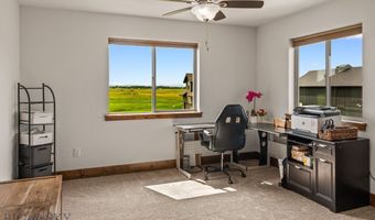 407 Lost Fawn Trl, Belgrade, MT 59714