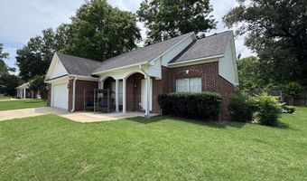 107 Acorn Ln, Batesville, MS 38606