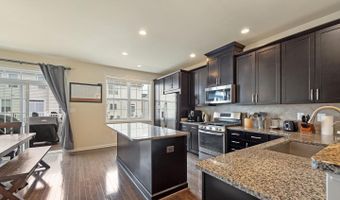 43008 PARIS GAP Sq, Ashburn, VA 20148