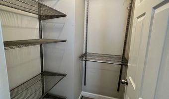 1102 Defoors Lndg NW, Atlanta, GA 30318