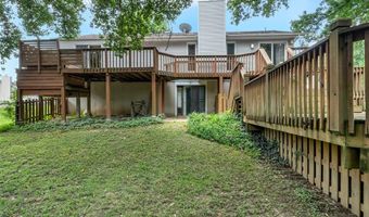 501 Echo Hill Ct, Ballwin, MO 63021