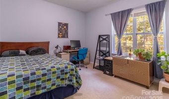 332 Appeldoorn Cir, Asheville, NC 28803
