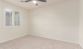 10407 Hemingway Ct, Las Vegas, NV 89149