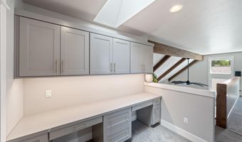 2044 NE Altura Dr, Bend, OR 97701