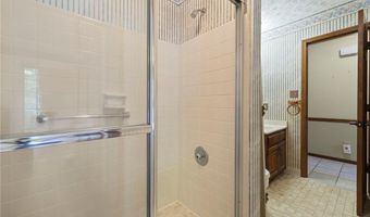 2501 Pine Cove Dr, Tucker, GA 30084