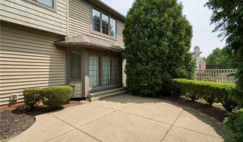 4350 Bramble Dr, Copley, OH 44321